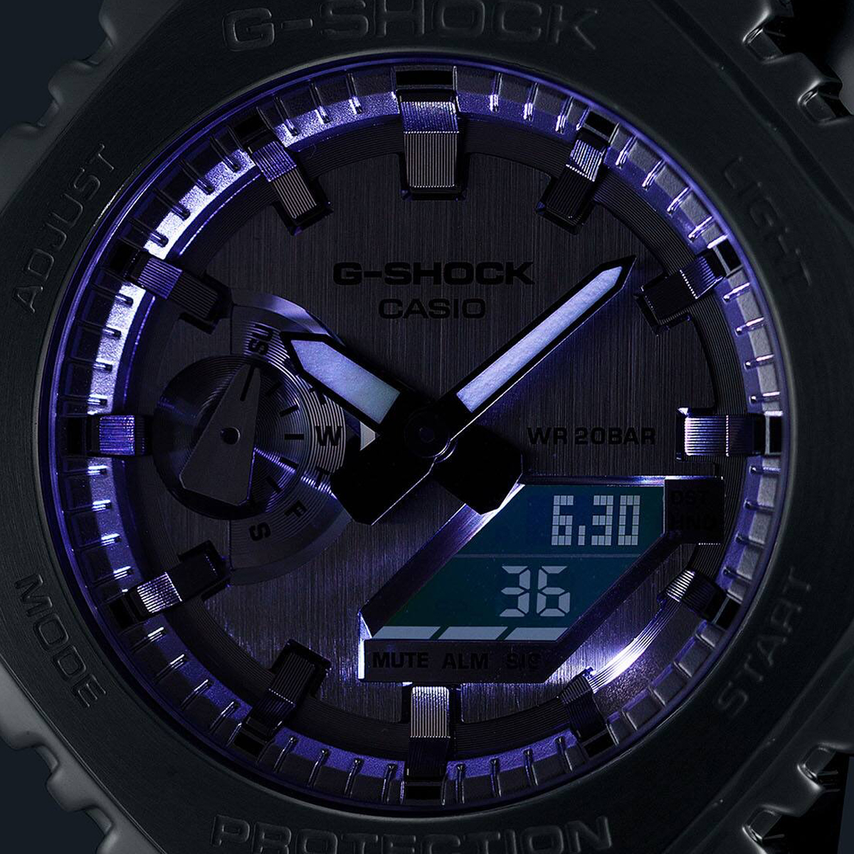 Casio G-Shock GM-2100YM-8AER strap and case detail