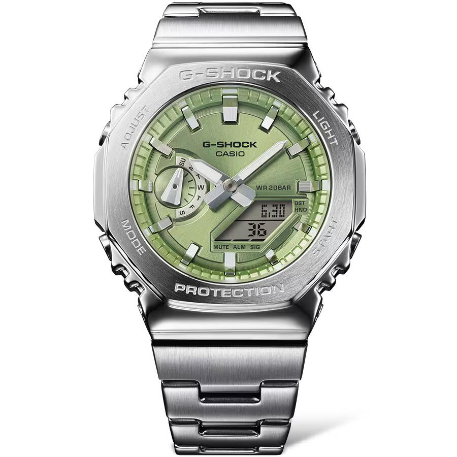 Casio G-Shock GM-2110D-3AER side and bracelet view