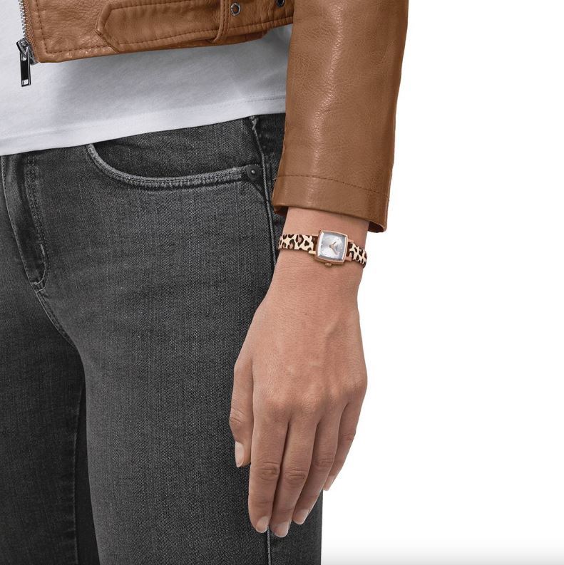 T0581093703600